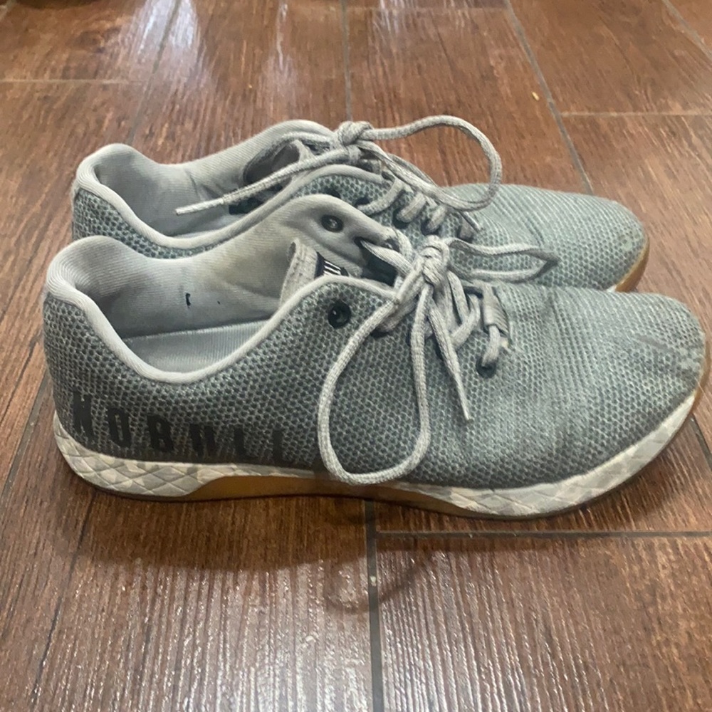 Nobull trainers grey/gum